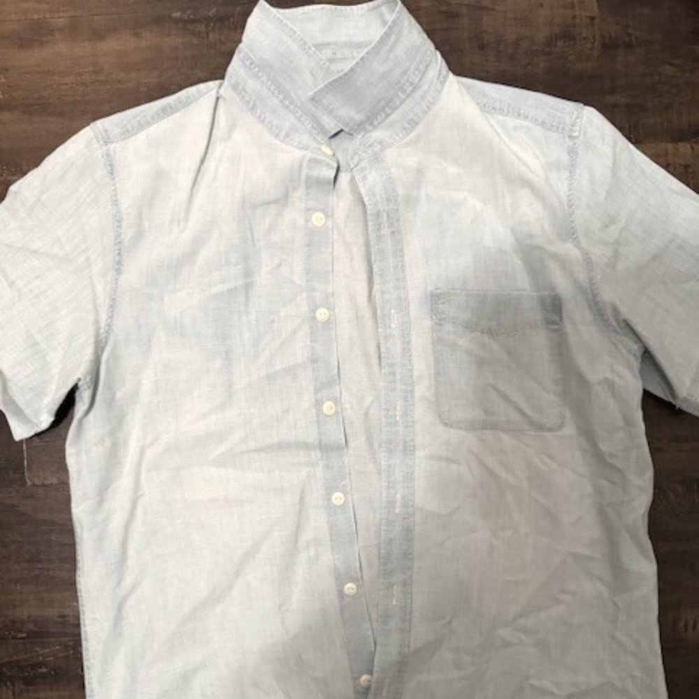 ⭐️⭐️Buck mason short sleeve button down⭐️⭐️